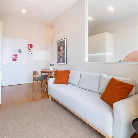 Appartement 31 Janeiro 157 - Delightful 1br Flat W/ Ac & Balcony By Lovelystay Oporto