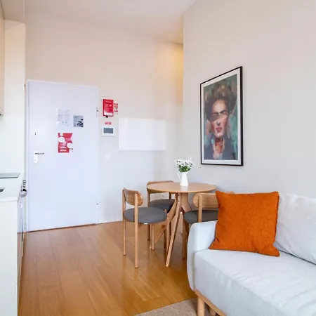 Appartement 31 Janeiro 157 - Delightful 1br Flat W/ Ac & Balcony By Lovelystay Oporto