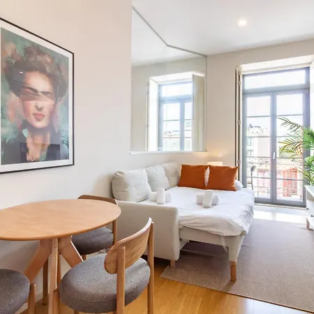 31 Janeiro 157 - Delightful 1br Flat W/ Ac & Balcony By Lovelystay