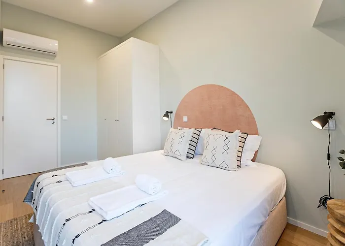 Apartamento 31 Janeiro 157 - Delightful 1br Flat W/ Ac & Balcony By Lovelystay *