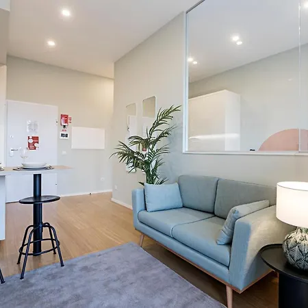 Appartement 31 Janeiro 157 - Delightful 1br Flat W/ Ac & Balcony By Lovelystay