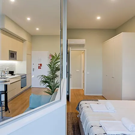 31 Janeiro 157 - Delightful 1br Flat W/ Ac & Balcony By Lovelystay * Oporto