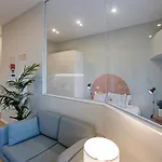 דירה 31 Janeiro 157 - Delightful 1br Flat W/ Ac & Balcony By Lovelystay פורטו